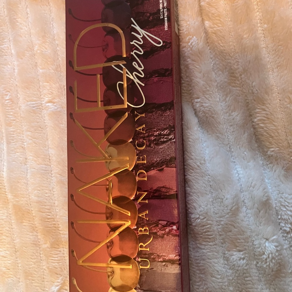 Urban Decay Naked Cherry Eyeshadow Palette NEW In Box! - Picture 5 of 7